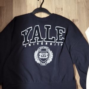 Yale oversized sweater